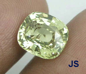 Natural Chrysoberyl Natural Chrysoberyl